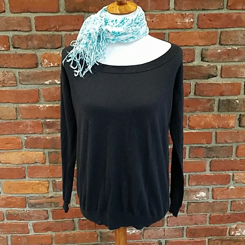 Navy Blue Scoop Neck Sweater
